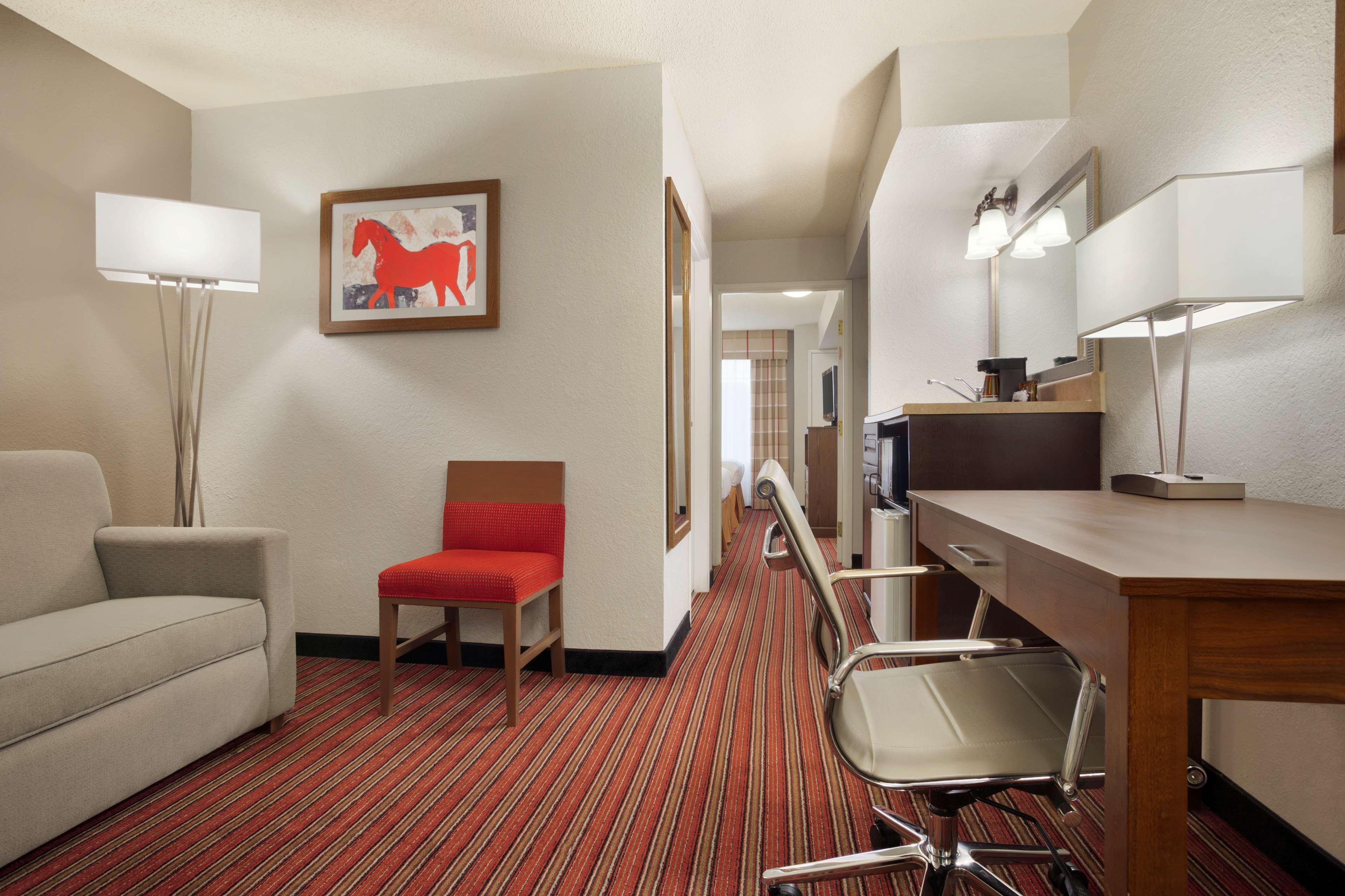 Country Inn & Suites By Radisson, Dfw Airport South, Tx Irving Dış mekan fotoğraf