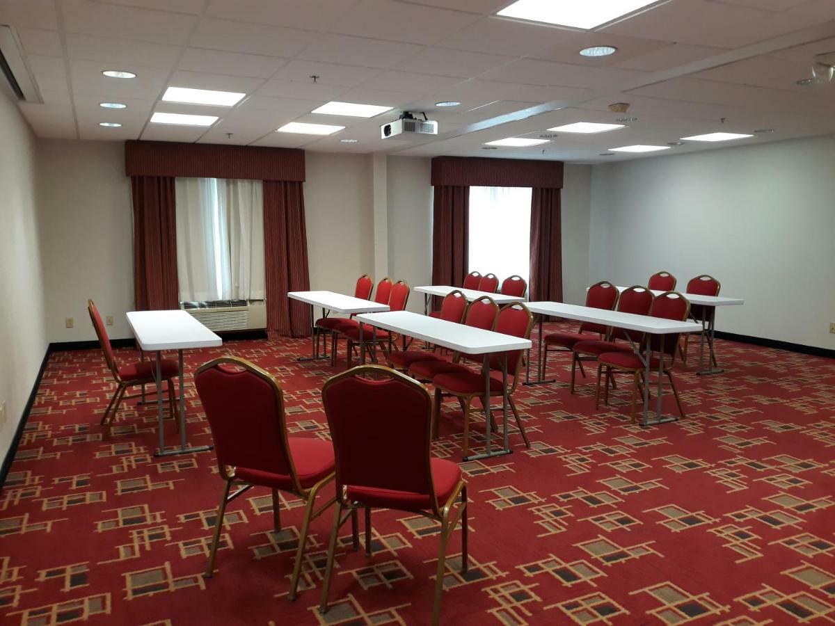 Country Inn & Suites By Radisson, Dfw Airport South, Tx Irving Dış mekan fotoğraf